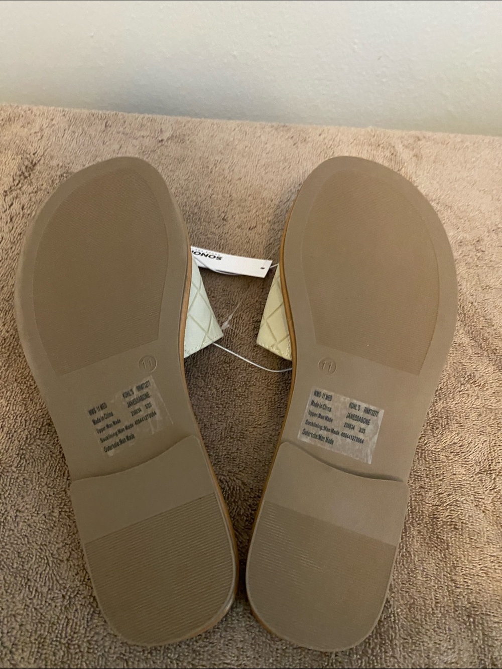 Sandals - Picture 4 of 5